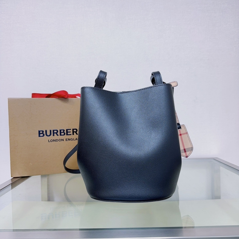 Bv*b*rry hobo bags